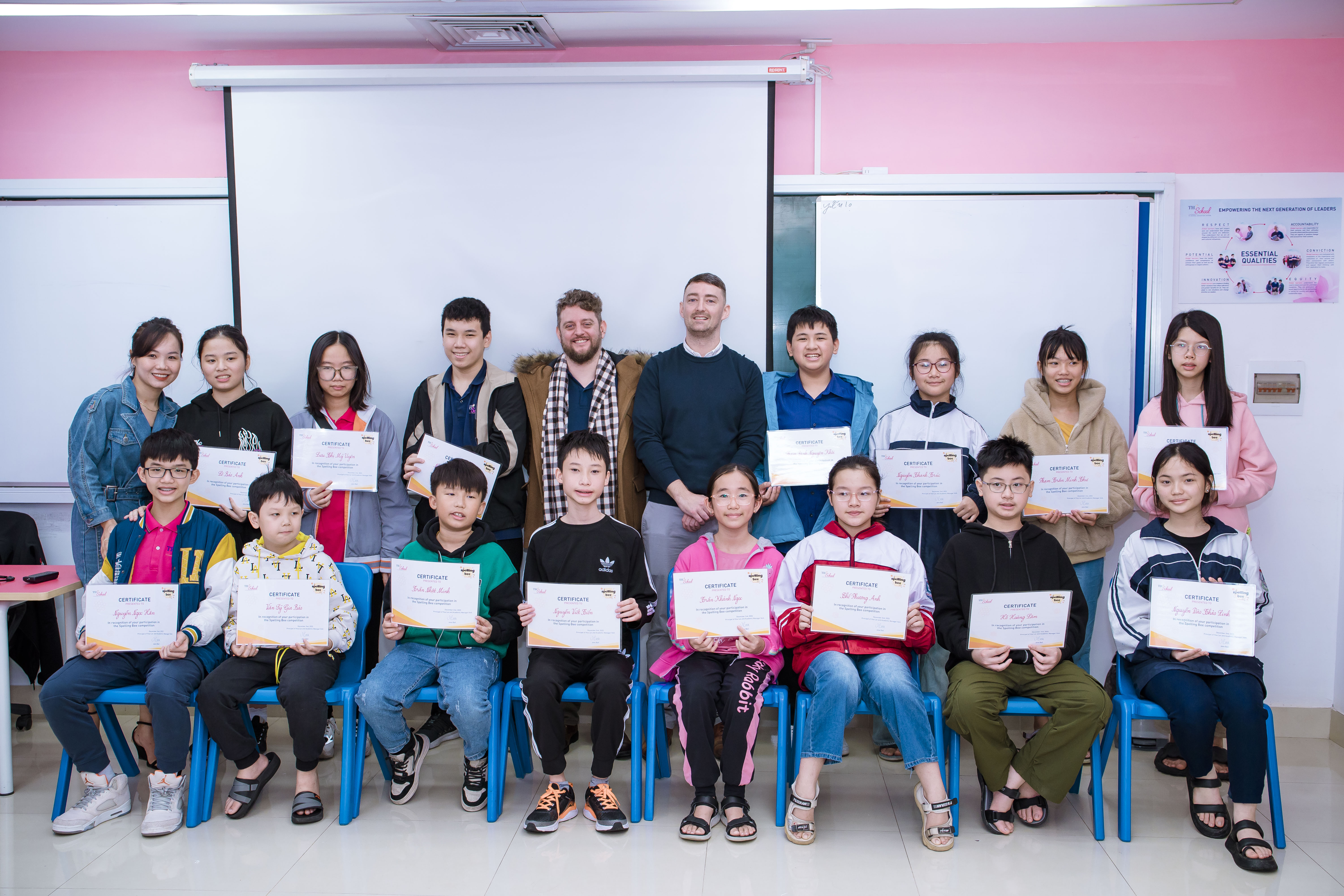 Lộ diện nhà vô địch ngôn ngữ trong cuộc thi Spelling Bee tại TH School Vinh