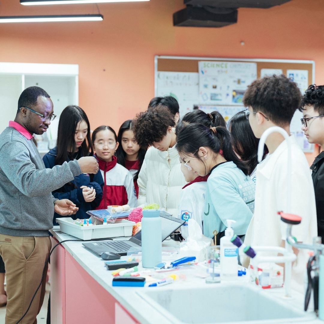 Experimental Science Playground - TH School Vinh