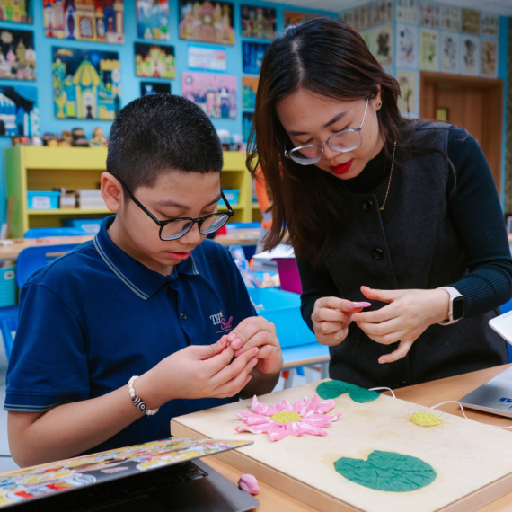 Nghệ Thuật Không Giới Hạn Tại TH School