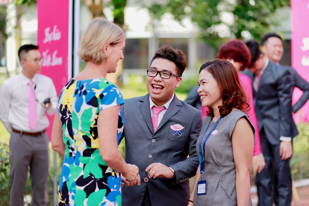 Ms Angela meets with students and parents