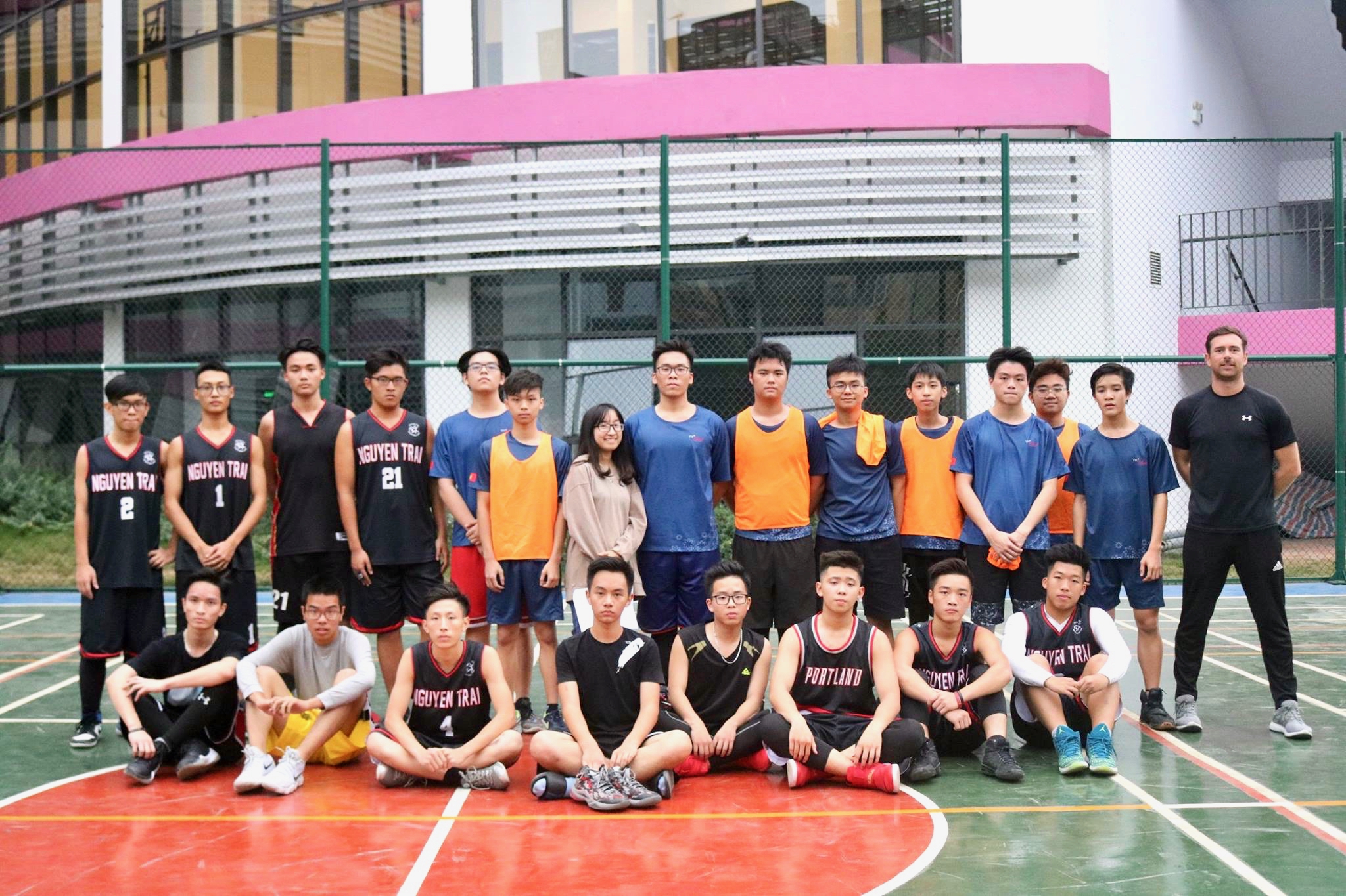 Group Photo.jpg