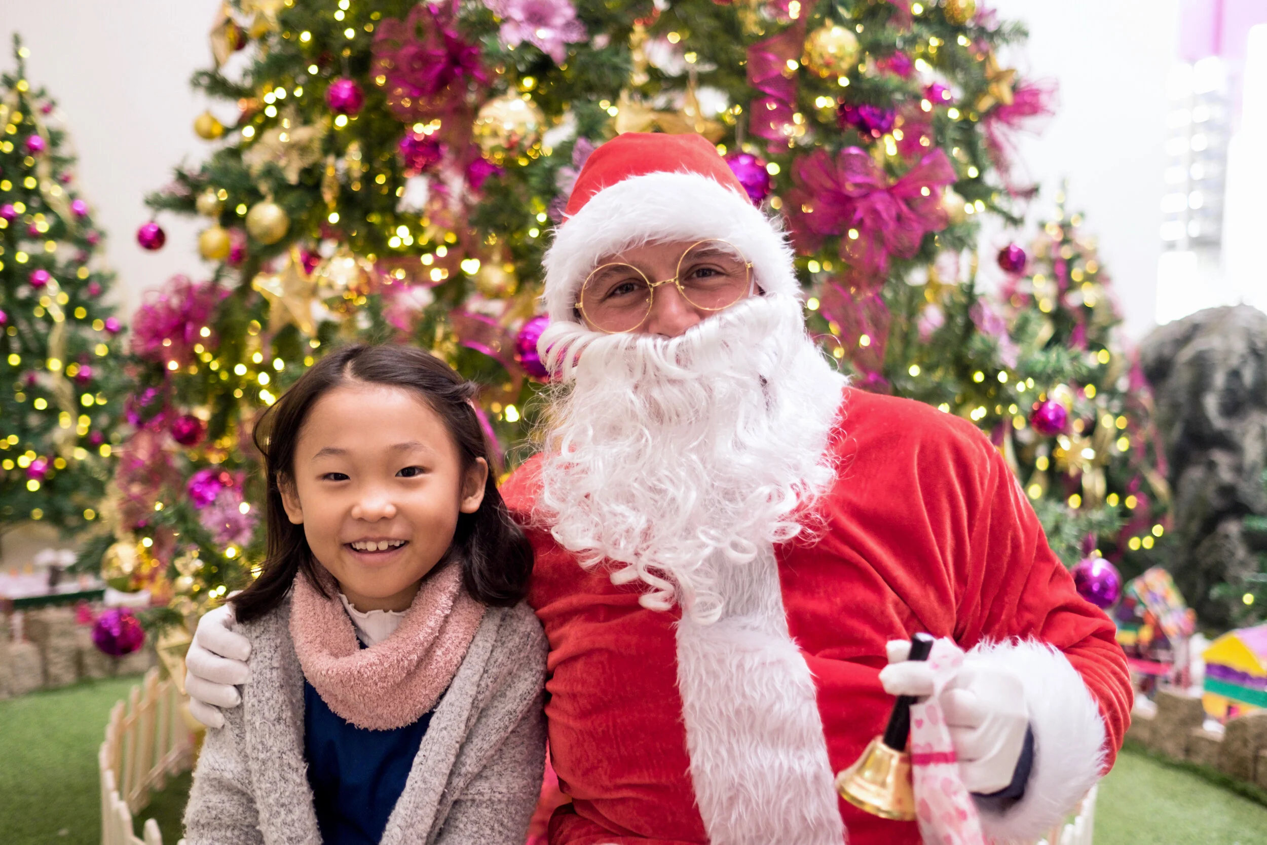 Photoshoot with Santa Clause-170.jpg