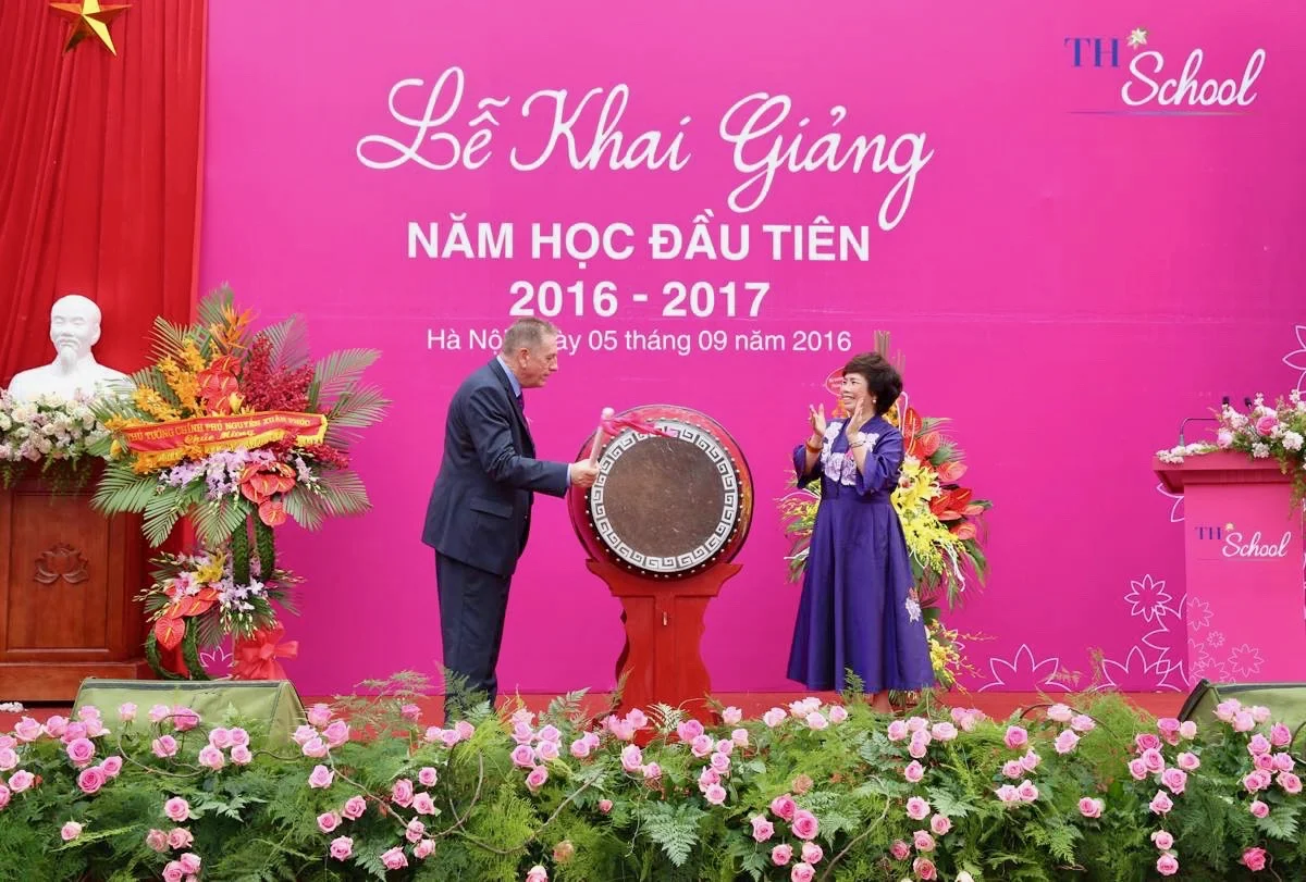 Opening 2016 Drum.jpg