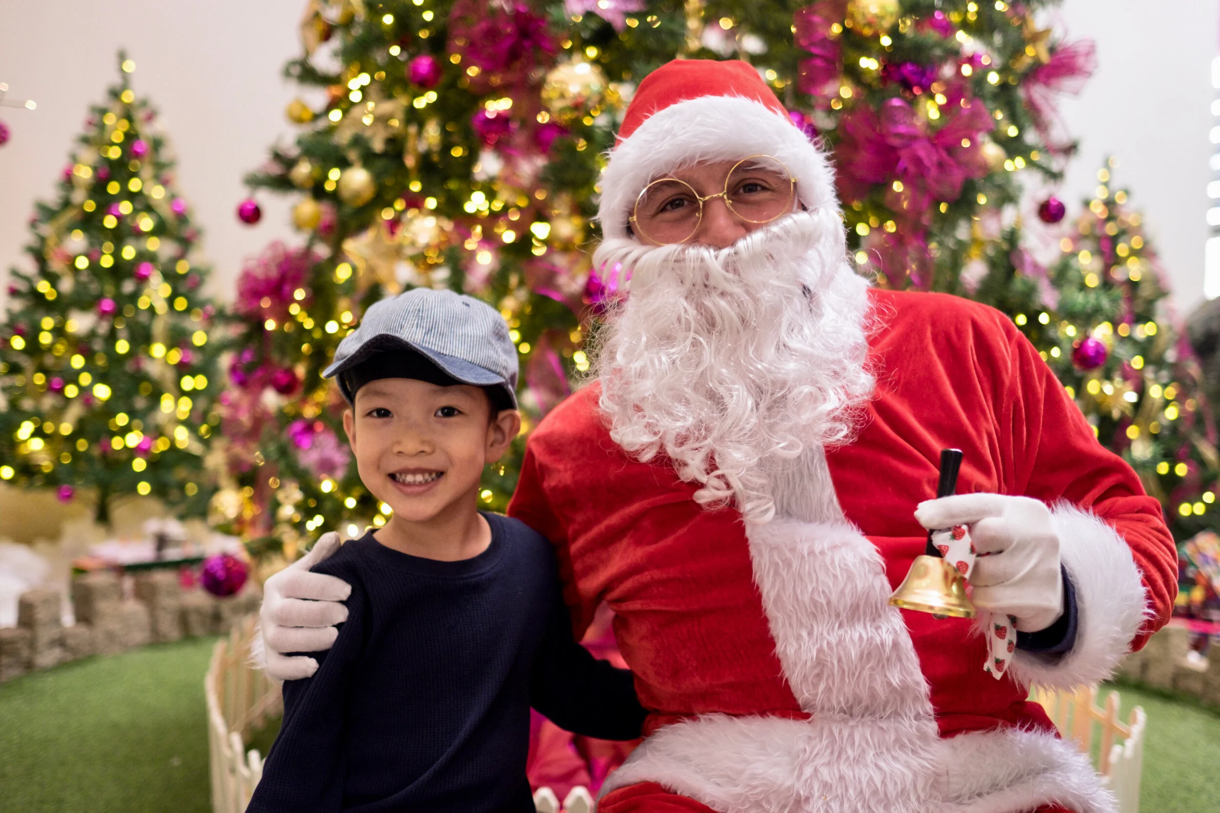 Photoshoot with Santa Clause-119.jpg