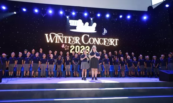 Capturing adorable moments of THS-ers at the Winter Concert