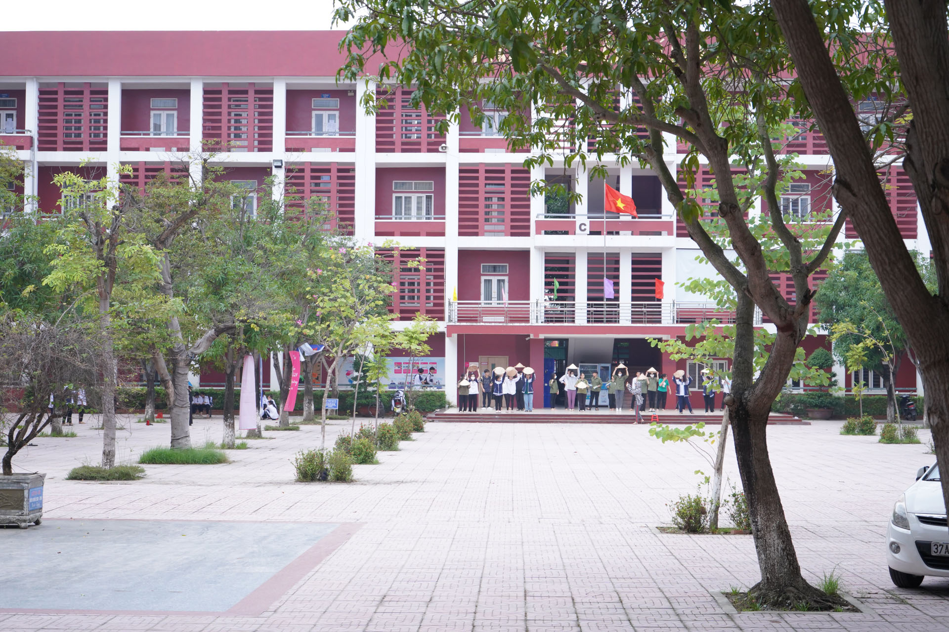  School yard
